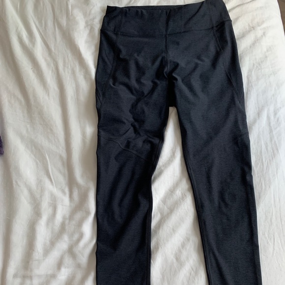 Outdoor Voices 7/8 Warmup Legging (Navy) - Picture 3 of 6